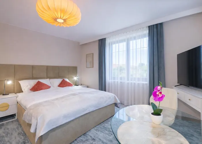 Hotel apartamentowy Sarnia 6a