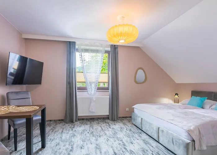 Hotel apartamentowy Sarnia 6a