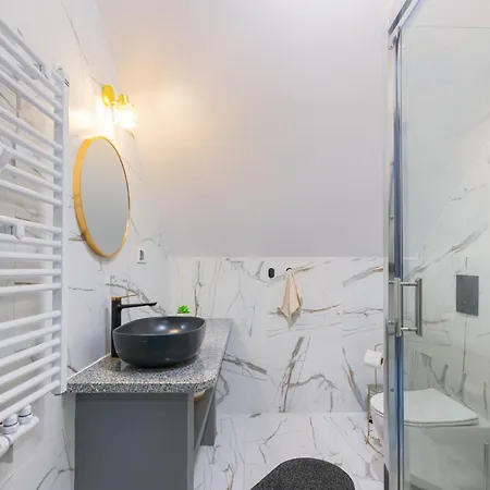 アパートホテル Sarnia 6a 3*